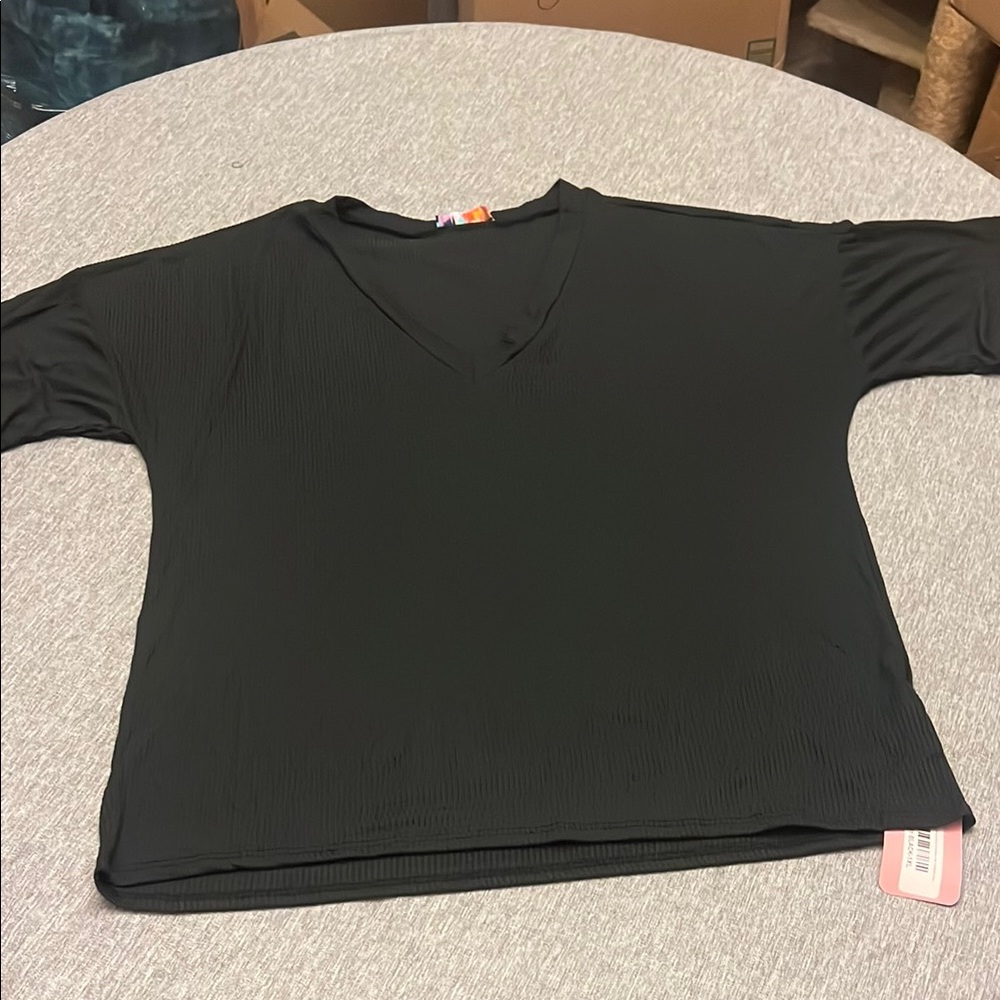 Black Boxy 3/4 Sleeve T-Shirt